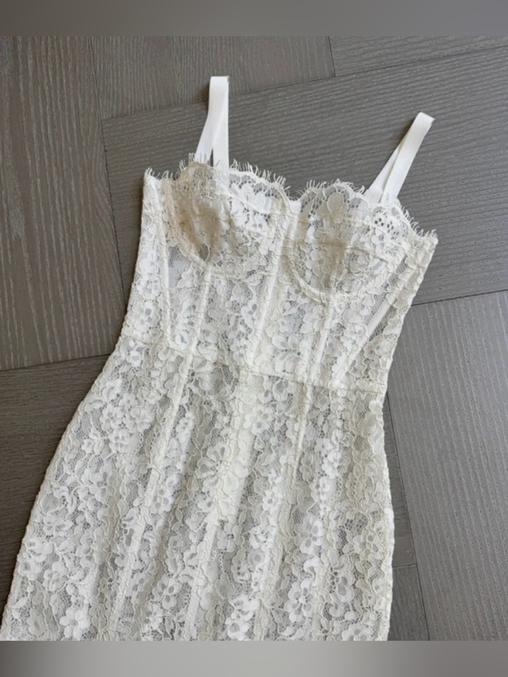 Helsa The Lace Column Dress White - Picture 5 of 5